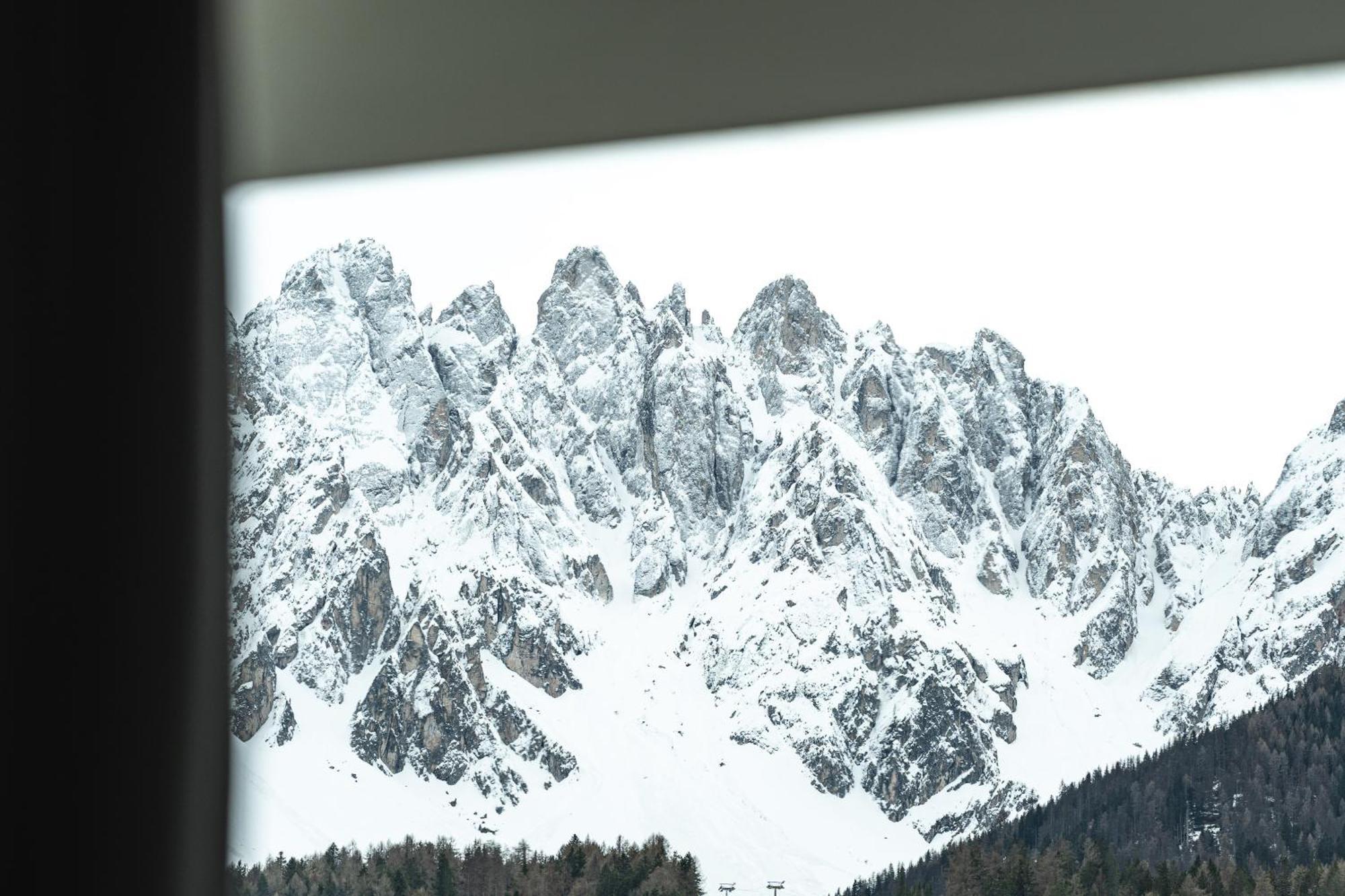 Wachtler Dolomite Apartments Innichen Exteriör bild