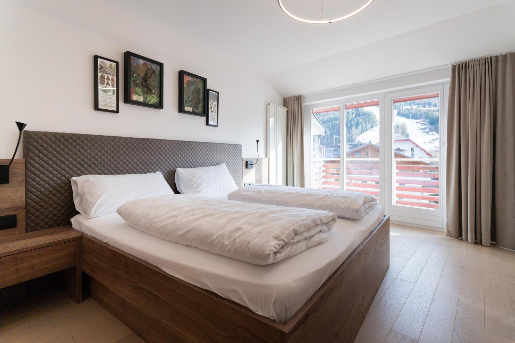 Wachtler Dolomite Apartments Innichen Rum bild